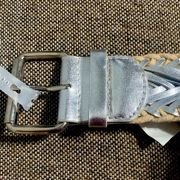 New York & Co. silver and tan braided belt, size M/L, NWT. - Picture 3 of 12